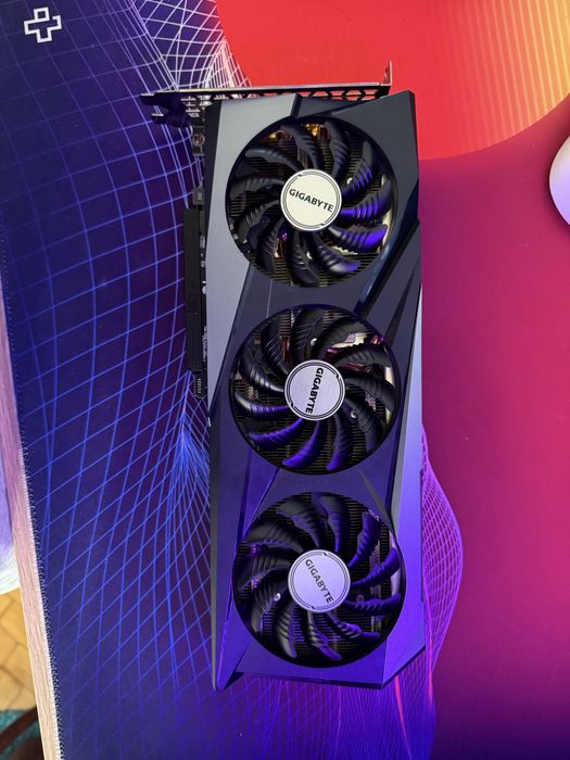 Vand placa video rtx 3060 ti