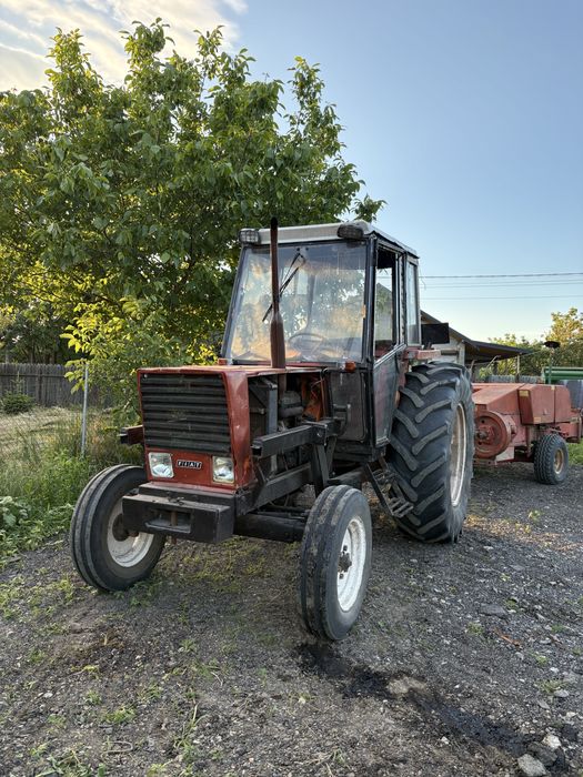 Vand tractor Fiat 780 sau schimb cu carosata 3,5t