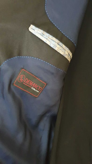 Vand costum elegant barbatesc marca DeMarco