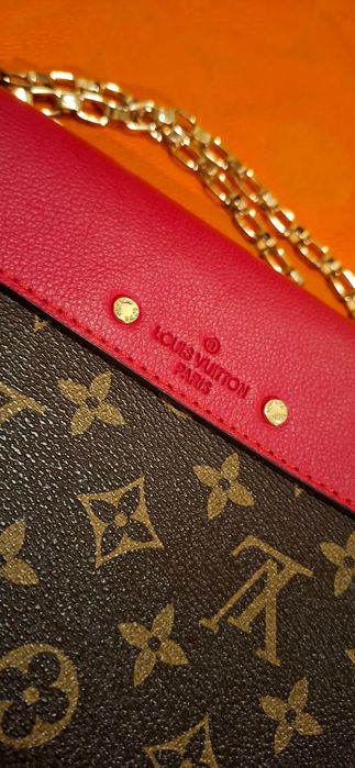 LOUIS VUITTON 'Monogram Canvas Saint Placide Cerise' В Червено