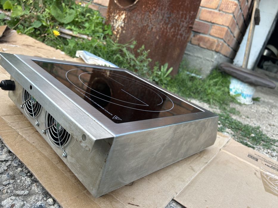 Продам индукционную плиту