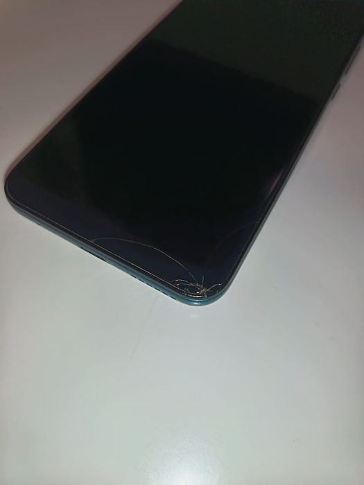 Vând Motorola G9 Play