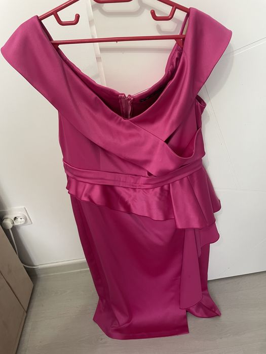 Rochie roz fucsia