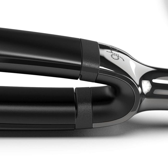 GHD Platinum+ Black Styler