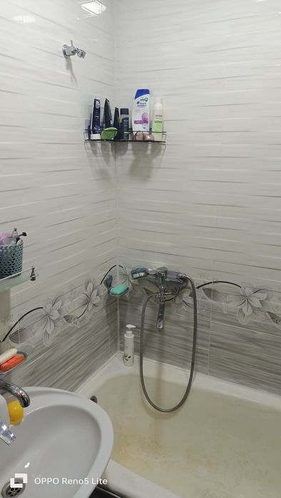 Продаётся своя 2х комнатная квартира.