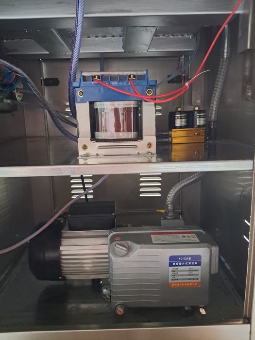 Вакуумный упаковщик DZ-500/2E