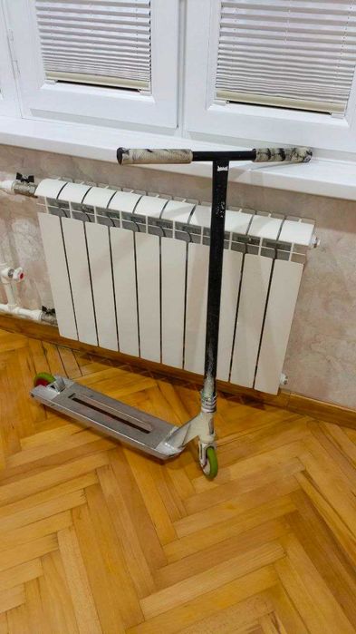 продам самокат для трюков