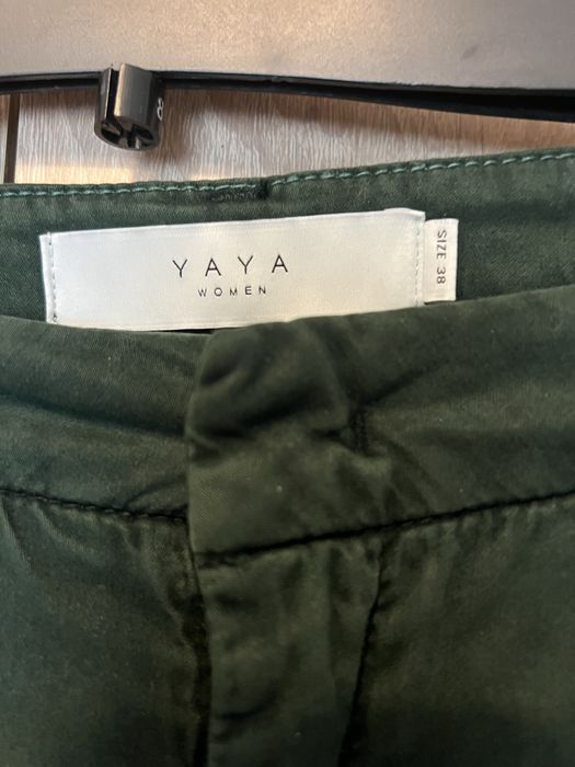 Pantaloni chino verde inchis marimea M