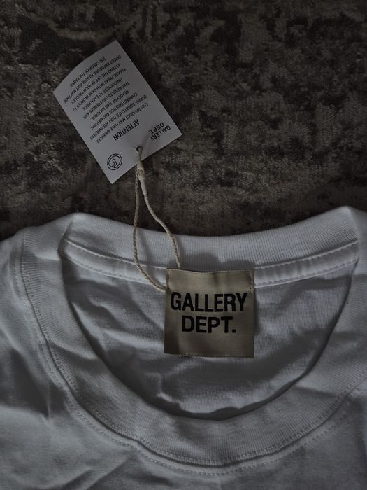 Tricou gallery dept