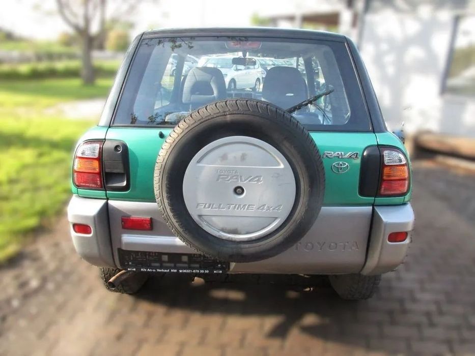 Dezmembrari / Dezmembrez TOYOTA RAV4