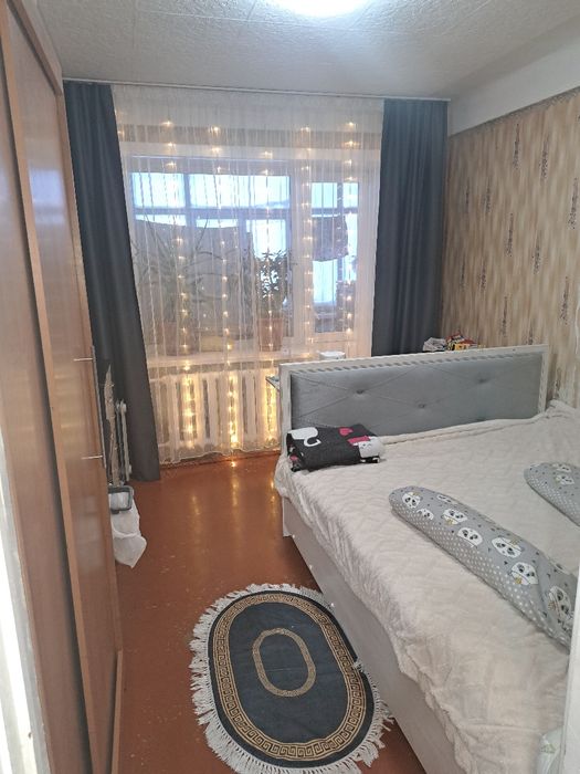 Продам 4 комнатную квартиру