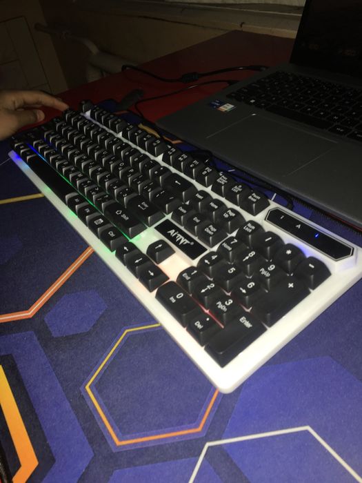 AITNT Gaming Klaviatura