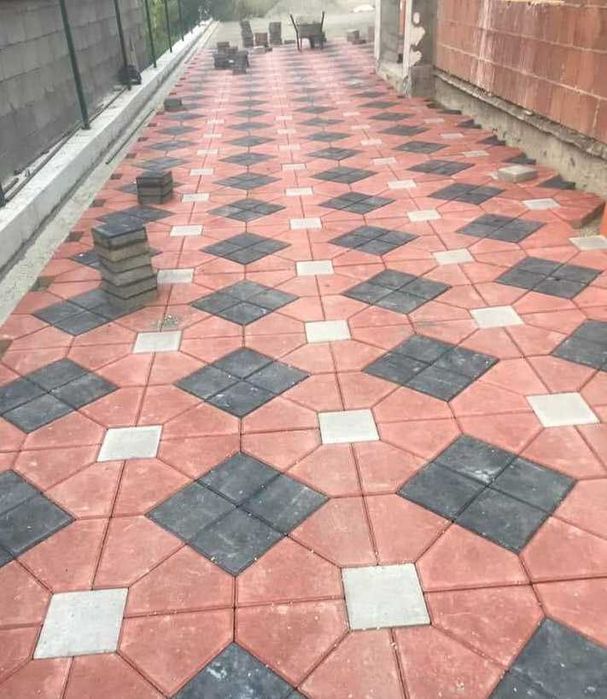 montare pavaje , dale , placi , garduri , beton armat , zidarie