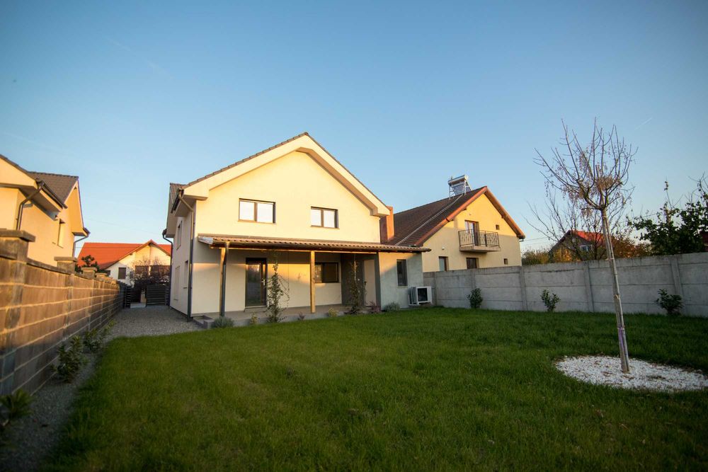 Vând casă în comuna Șagu