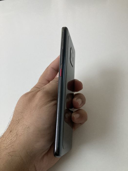 Hauwei Mate 20Pro много запазен!