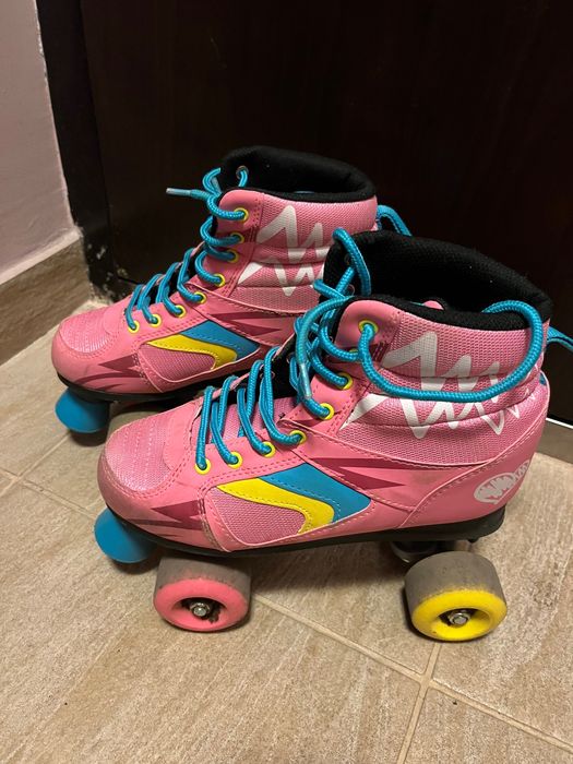 Детски розови кънки