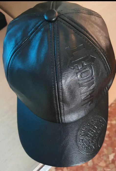 Продам кепку из ЭКО кожи размер 56-60