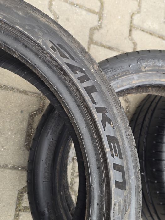 225 40 19 falken