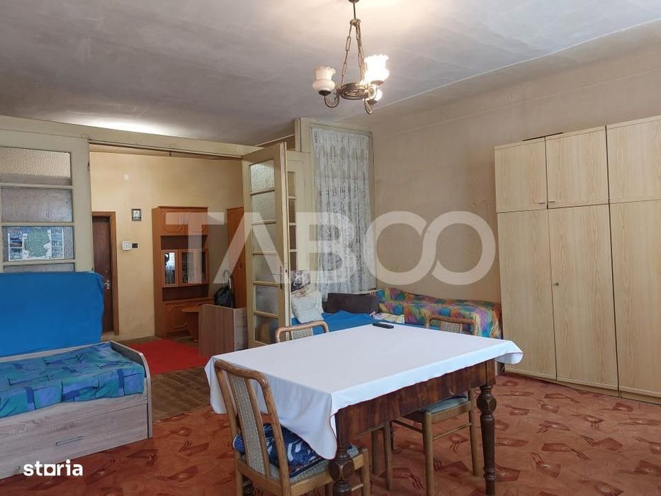 Apartament spatios la casa 97 mpu 3 camere 20 mp gradina pivnita