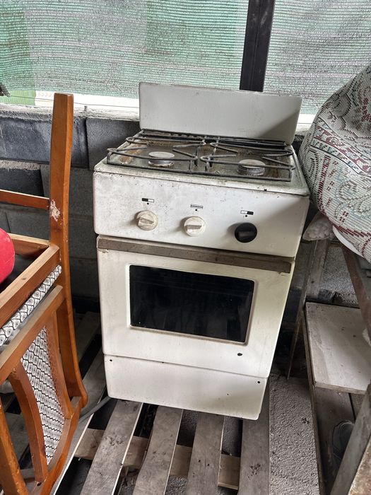 Продам б/у газовые плиты — 25 000 тг
