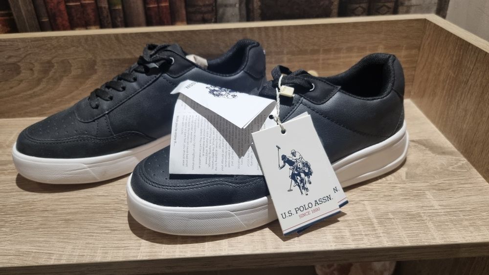 Чисто нови оригинални маратонки U.S. Polo Assn.