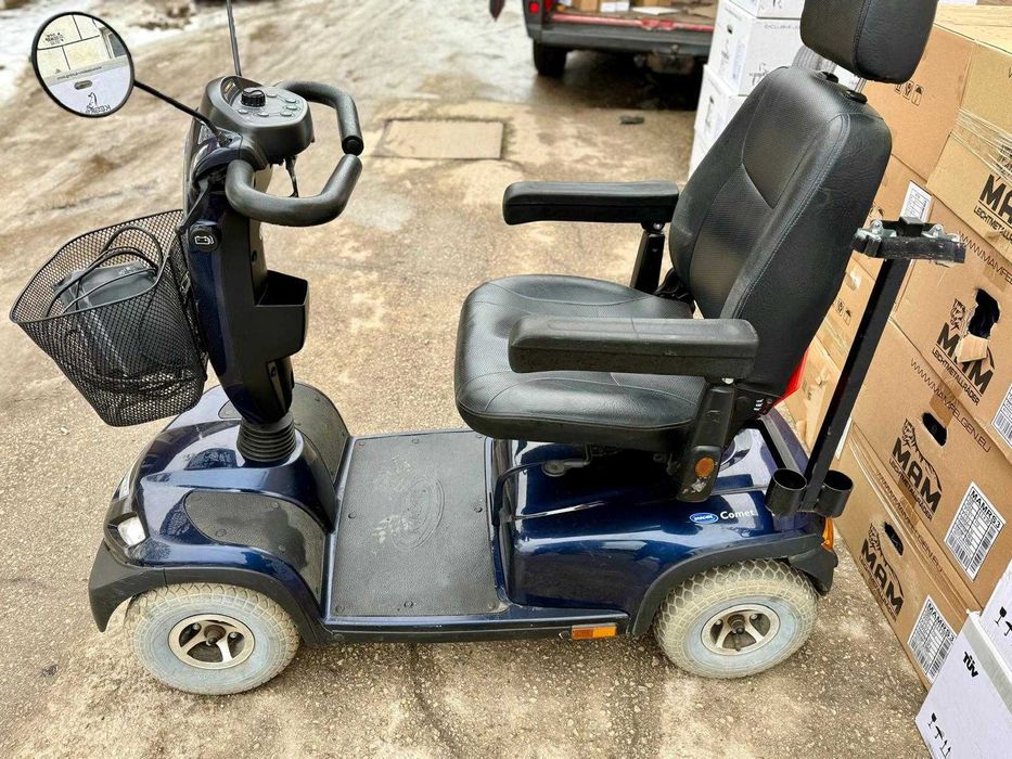 Електрически скутер акумулаторна количка за трудно подвижни хора