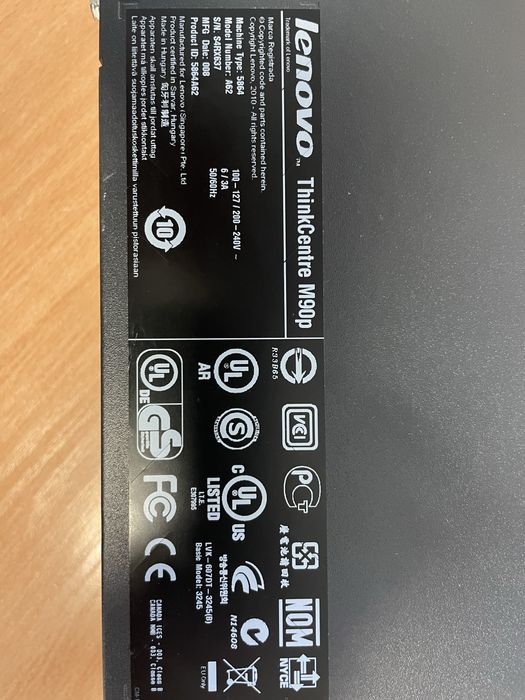 Lenovo m 90 core i 5 8 GB ram