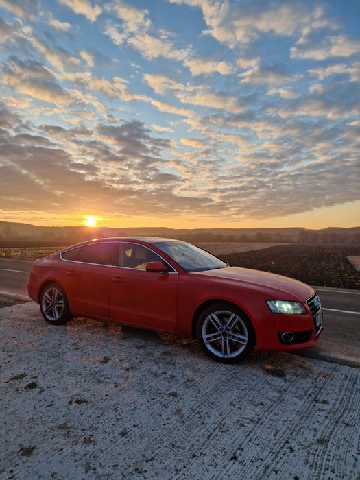 Vând Audi A5 Volan dreapta.