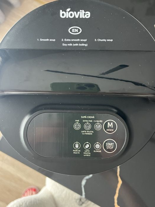 Aparat pentru supă cremă și lapte vegetal Vegamax