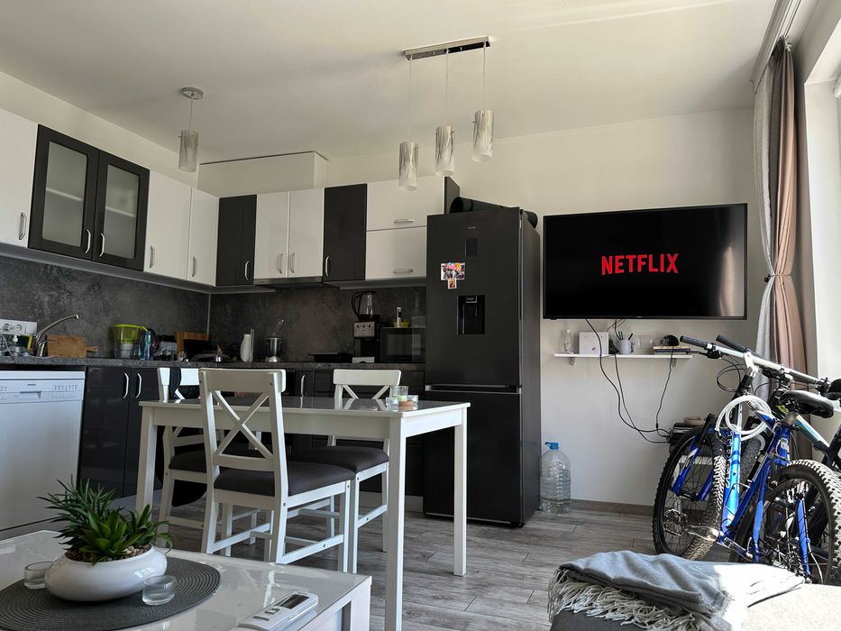 Дава се под наем Двустаен апартамент в Бургас, Сарафово - 65 кв.м за 459 € - Снимка #4