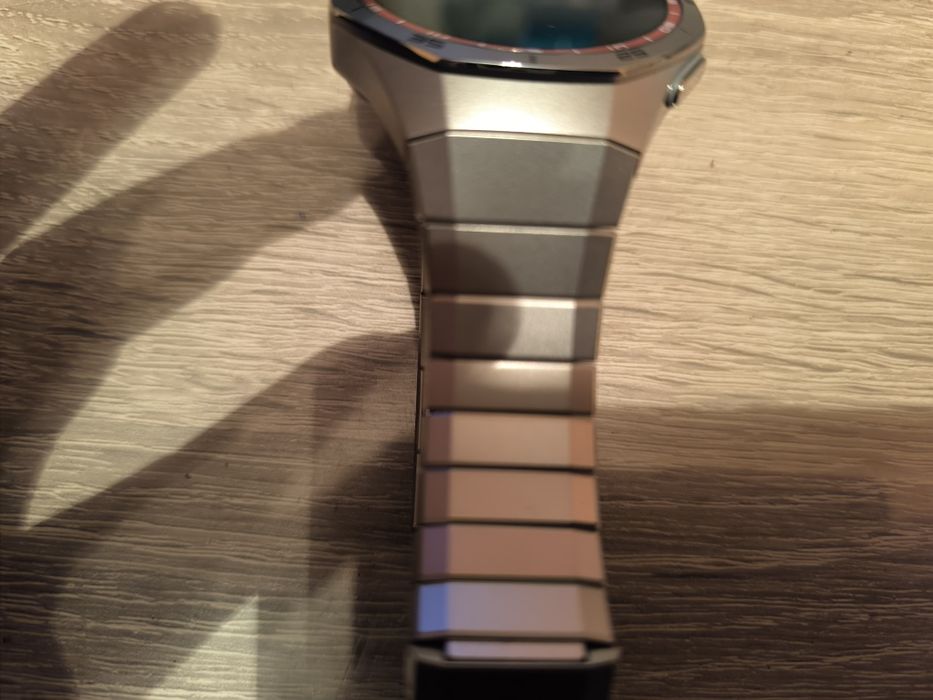 Huawei GT 5 pro titanium