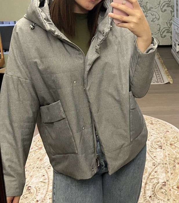 Продам осеннюю куртку