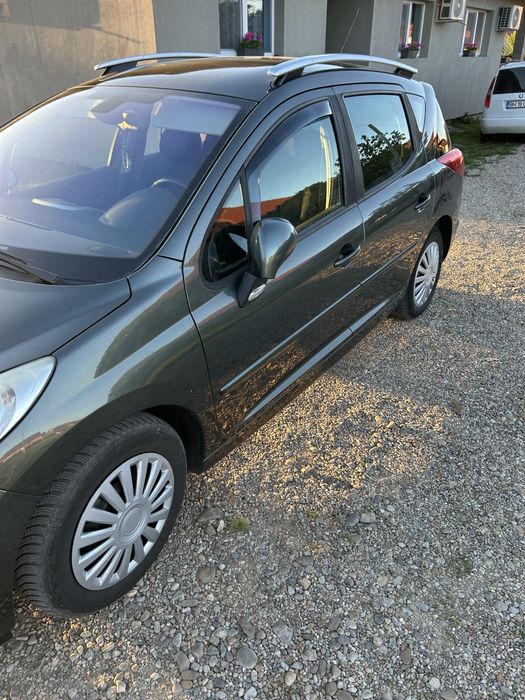 Peugeot 207sw 1.6 benzina