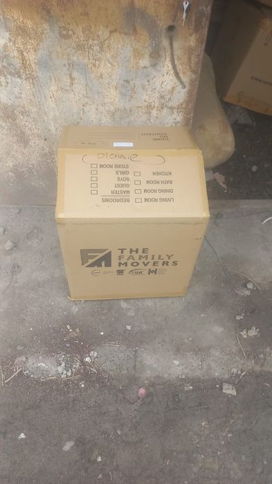 Коробки для переезда разные