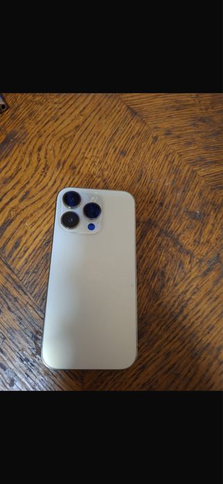 Vand iphone 14 pro gold