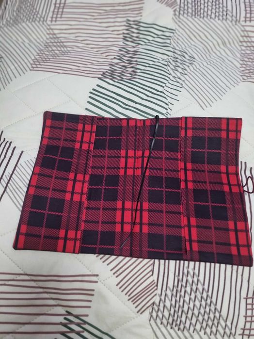 Дрешки за книги 4 евро