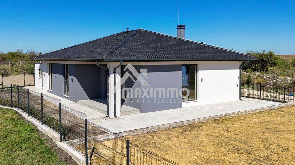 Продава се Къща в с. Баново, Област Варна - 210 кв.м за 1405 €/кв.м - Снимка #7