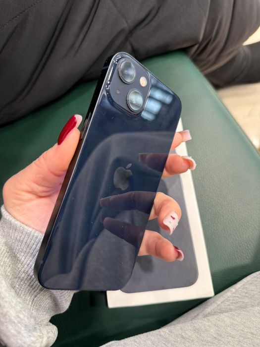 Айфон 13 темно синий