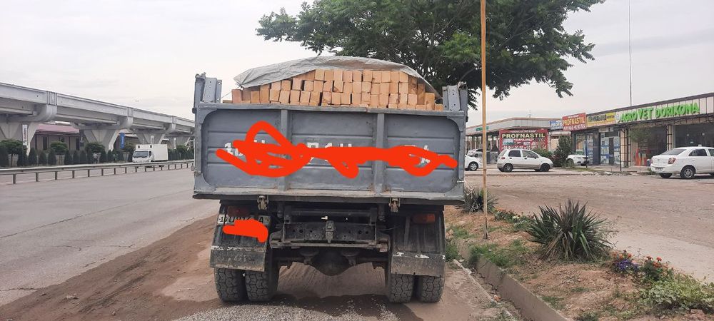 Non topar moshina srochna sotiladi 6500$ kami bor kelisamiz