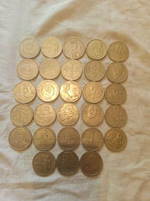 Список монет простых и юбилейных времен СССР.