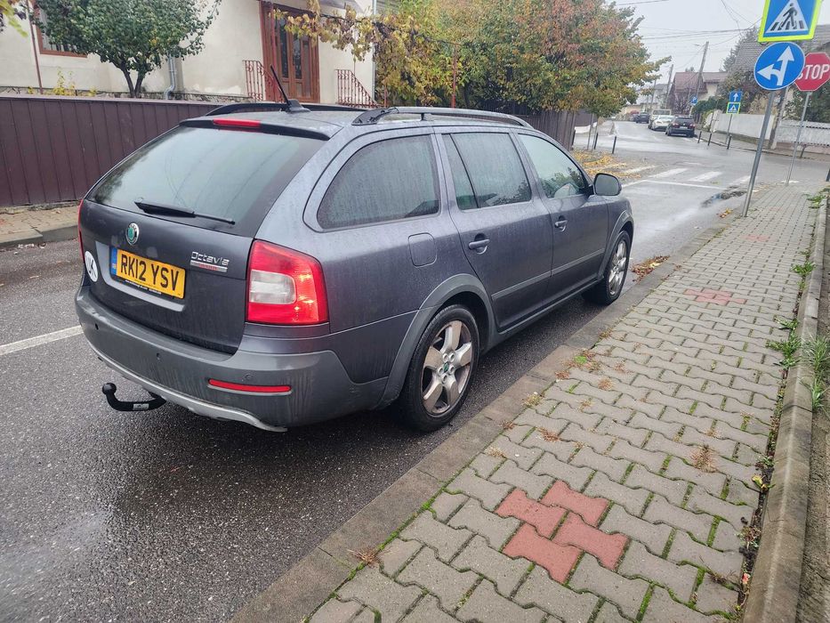 Vand skoda octavia scout volan dreapta