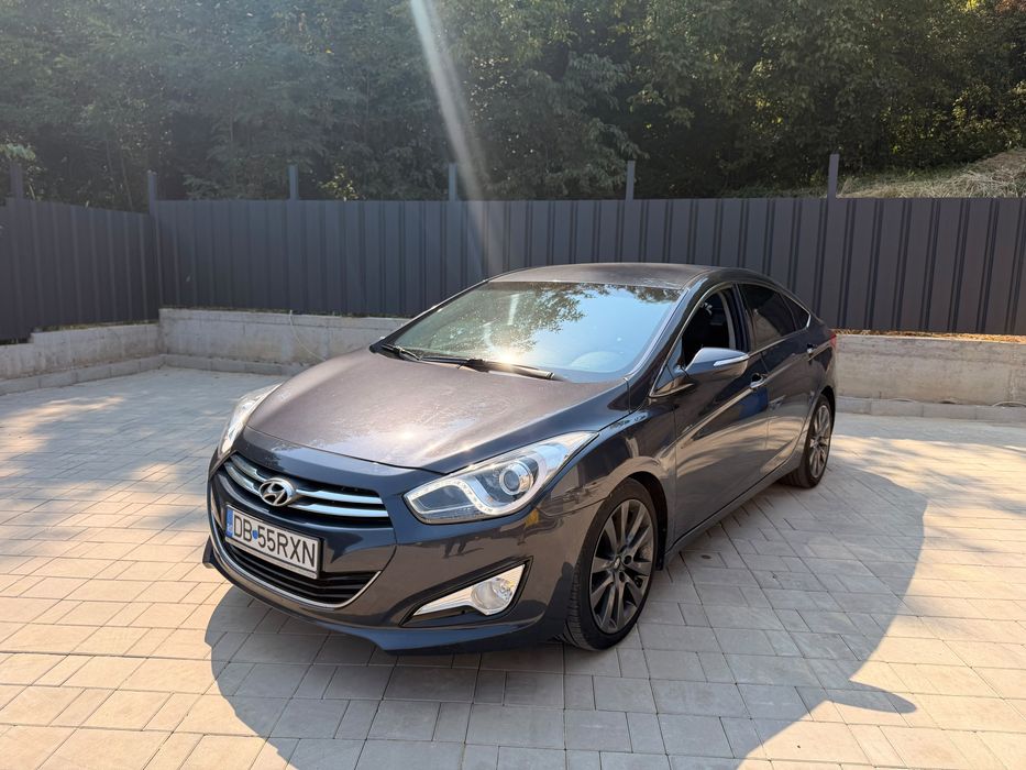 Hyundai i40 sedan