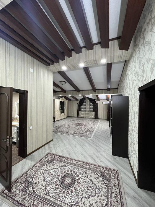 Продается квартира 5 комнатная дуплекс в центре города