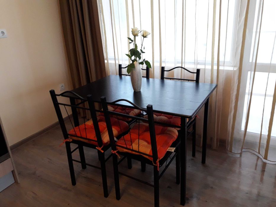 Дава се под наем Двустаен апартамент в Варна, ЖП Гара - 70 кв.м за 459 € - Снимка #4