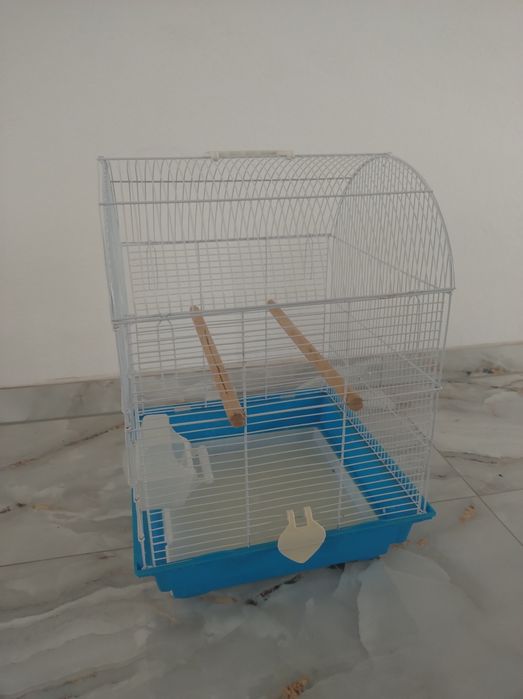 Vând colivie peruși/papagali