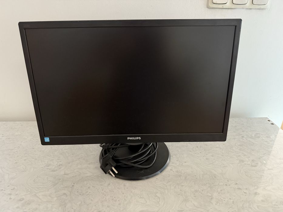 Monitor LG / Philips 14” cu DVI si VGA – funcțional
