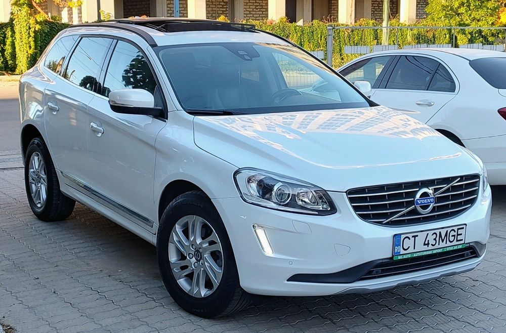 VOLVO XC60 2017 — imagine 2