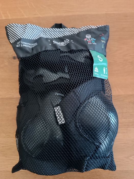 Set 3 protectii Role, bicicleta Play Negru