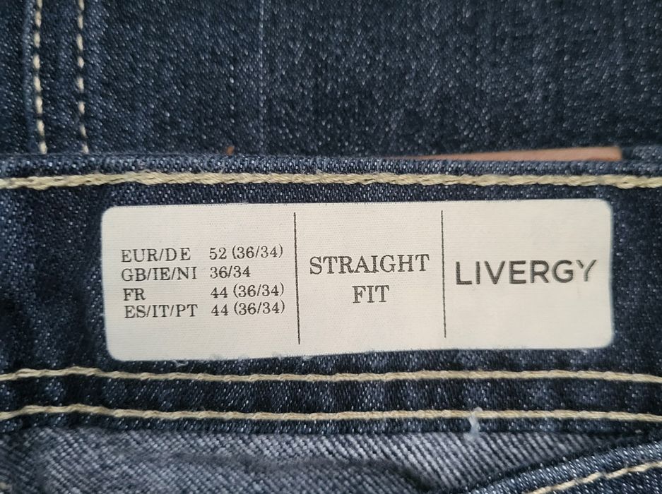 Pantaloni bărbați