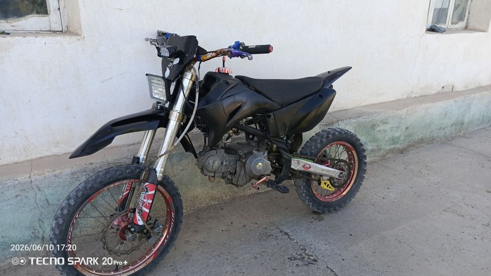 Pit bike ENDURO sotiladi